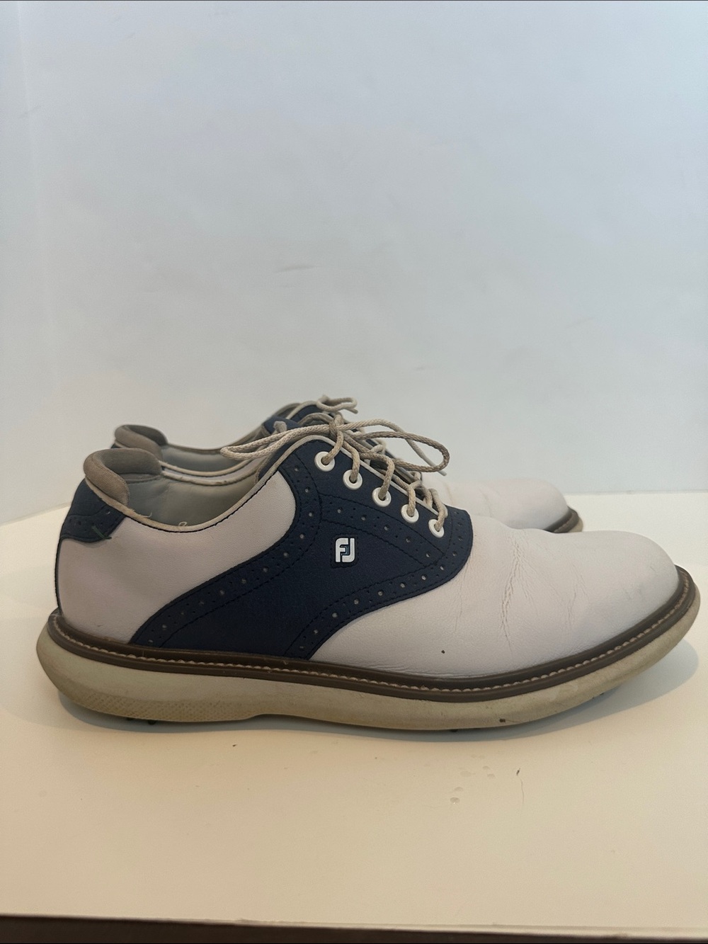 FootJoy White and Navy Men’s Lace-Up Golf Oxfords